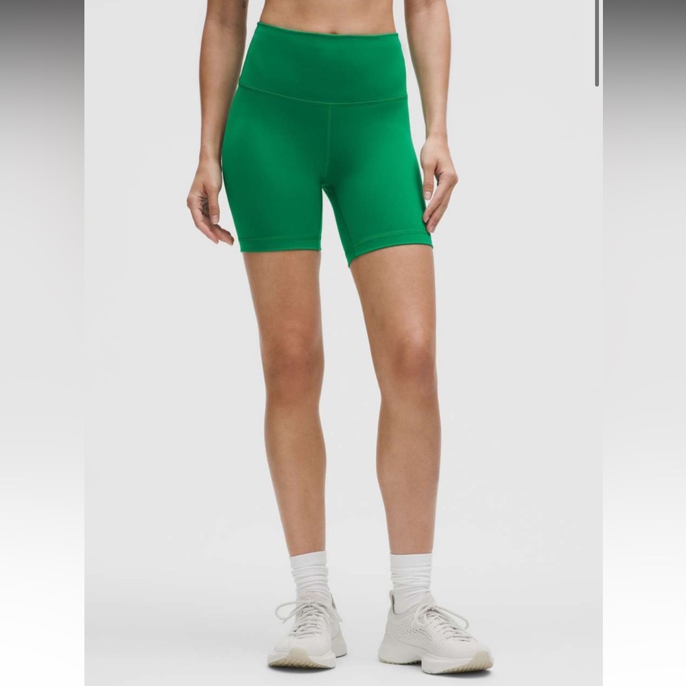 Lululemon Wunder Train HR Shorts 6” size in raceway green